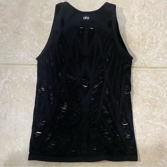 💵 SOLD 💵 - Vixen Laser Cut Out Tank Top - Picture 5 of 5